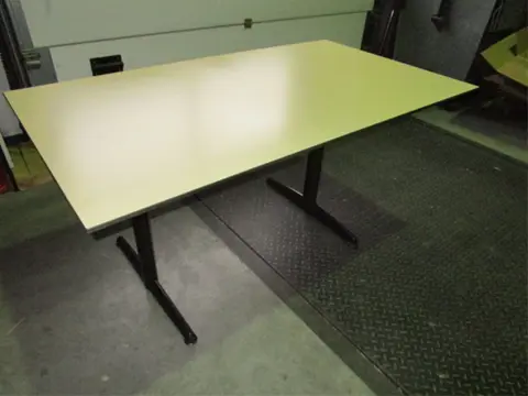 Tafel Ahrend 160x90cm 3x vr