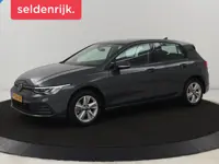 Volkswagen Golf 1.0 TSI Life | Carplay | Navigatie |  Adaptive cruise | Sfeerverlichting | Full LED 
