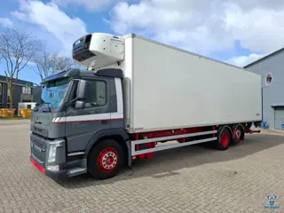 Volvo FM11-370 / VEB / DAS / ONLY:462241 KM / PLATFORM 2000 KG / ISOLATED BOX / ACC / LWDS / AUTOMAT