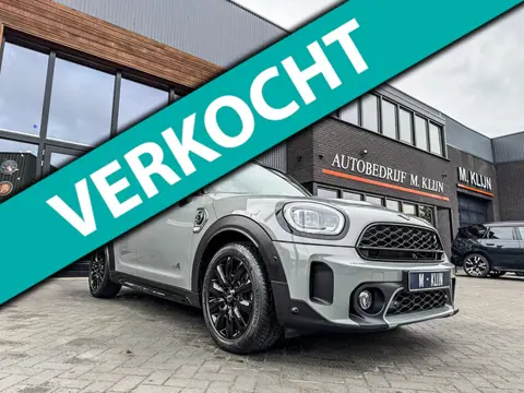 Mini Mini Countryman Cooper S E ALL4 MINI Yours 220pk/Nardo/Chester brown leer/Camera/Pano/Btw