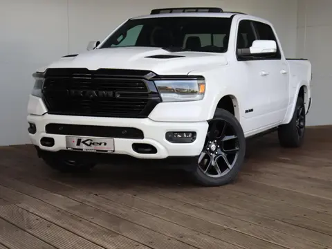 Dodge Ram 1500 5.7 V8 4x4 Crew Cab Laramie Night  | Luchtvering | Elektrische side steps |