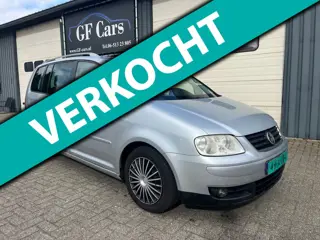 Volkswagen Touran 2.0-16V FSI Highline APK