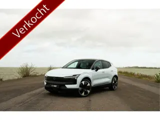 Volvo EX30 Twin Motor Performance Ultra 69 kWh / Black Sheep pakket CrossCountry look / 428 pk /