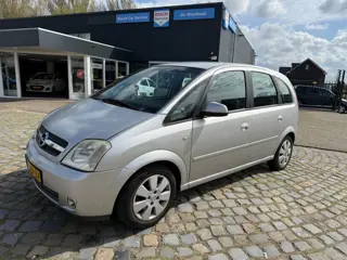 Opel Meriva 1.8-16V Cosmo
