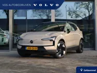 Volvo EX30 Single Motor Extended Range Ultra 69 kWh | Verwarmbare voorstoelen| Stuurwielverwarming| 