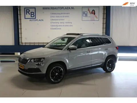 Skoda KAROQ 1.5 TSI ACT Style Business FULL OPTIONS/ FULL HISTORY/ STANDKACHEL