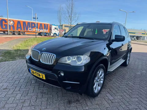 BMW X5 XDrive30d NAVI/CLIMA/XENON/ 2KEYS