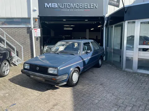Volkswagen Jetta 1.3 C /3deurs/Blauw/Rijdt en schakelt Goed!