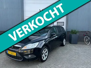 Ford Focus Wagon 1.6-16V Futura
