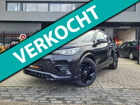 Volkswagen Tiguan 1.5 eTSI R-line Edition | Met o.a. panoramadak, elektrisch uitklapbare trekhaak en