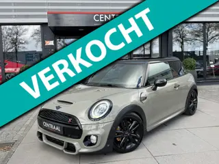 Mini Mini 2.0 Cooper S JCW Autom. 192PK|Harman&Kardon|Carplay|PDC|JCW-Uitlaat