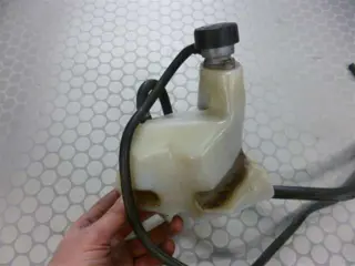 KOELVLOEISTOF RESERVOIR MV Agusta 990 R Brutale 2010 - 2011