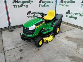 John Deere X 166R zitmaaier
