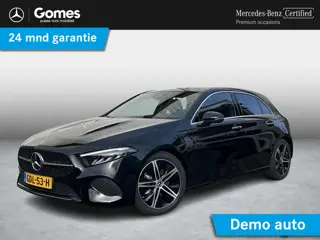 Mercedes-Benz A-klasse 180 Star Edition Luxury | Panoramadak | Apple CarPlay | Android Auto | Donker