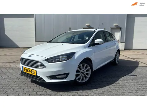 Ford Focus 1.6 TI-VCT Titanium, Navi, AUTOMAAT, Airco, Pdc, Nette auto
