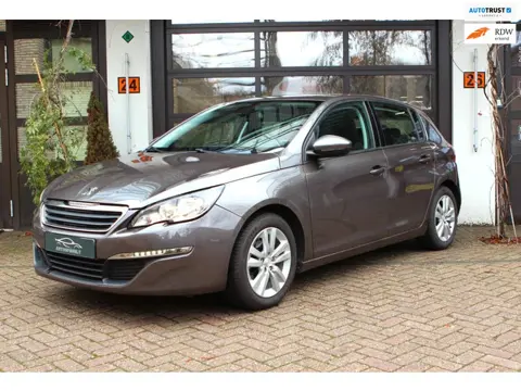 Peugeot 308 1.2 PureTech Blue L Premium 61000 KM