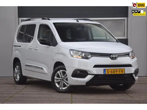 Toyota PROACE CITY Verso 1.2 Turbo Active Automaat/Camera/Navigatie