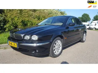 Jaguar X-type 2.5 V6 4 X 4 Executive in Excellent mooie conditie NL Auto, 2e eigenaar en volledig bi