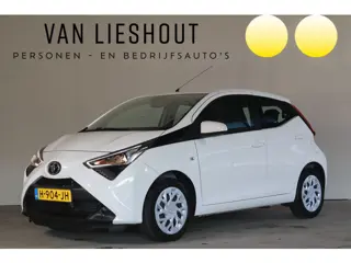 Toyota Aygo 1.0 VVT-i x-play - NL- Auto!!! Airco I Apple I Led D -- Hemelvaartsdag geopend van 11.00