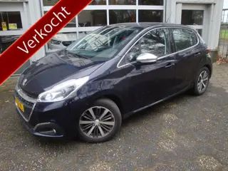 Peugeot 208 1.2 PureTech Blue Lease Allure (bj 2019)
