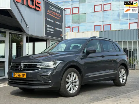 Volkswagen Tiguan 1.4 TSI eHybrid Business+