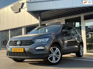Volkswagen T-Roc 1.5 TSI DSG Style | Navigatie