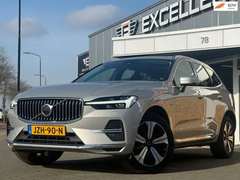 Volvo XC60 2.0 T6 Plug-in hybrid AWD Plus Bright