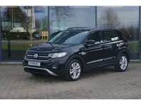 Volkswagen T-Cross 1.0 TSI Life, Stoelverwarming, Blind-Spot, 17" LM