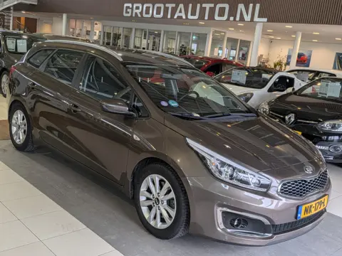 Kia cee'd Sportswagon 1.6 GDI ComfortPlusLine Navigator Airco, Cruise Control, Trekhaak, Stuurbekrac
