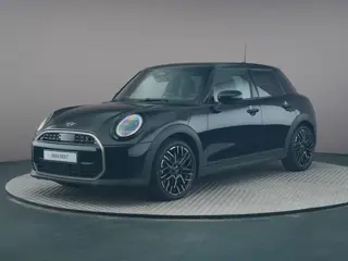 MINI 5-deurs 2.0 Cooper S Favoured M SEAF | Panoramadak | Comfort access | Harman Kardon |