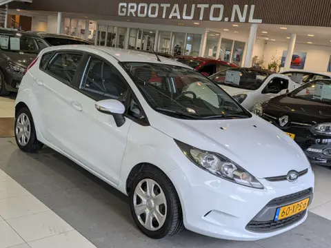 Ford Fiesta 1.25 Champion Airco, Stuurbekrachtiging
