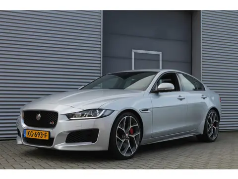Jaguar XE 3.0 S I 340 PK I Aut. I Leder I Navi (bj 2015)