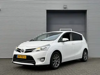 Toyota Verso 2.0 D-4D Business I Grijs Kenteken I Navi I Camera I Clima. I Cruise