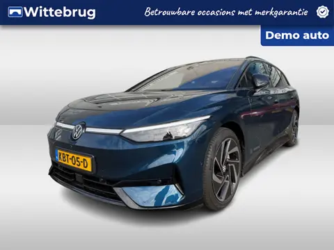 Volkswagen ID.7 Tourer Pro Limited Edition Black 77 kWh Navigatie / 360 graden camera / Trekhaak ink