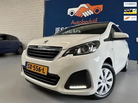 Peugeot 108 1.0 VTi Active,bj.2015 ! Kleur: Wit ! APK tot 04/2026 en NAP met 149694 km. ! Zeer Zuini