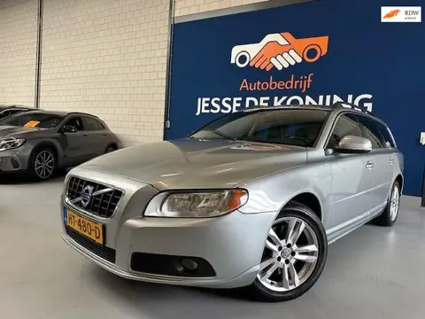 Volvo V70 2.0 D3 Summum automaat diesel / bj.2011 / leder/navigatie/climate/trekhaak/ cruise/APK tot