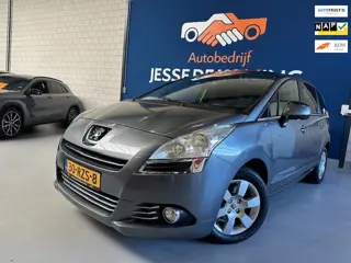 Peugeot 5008 1.6 THP Family 7persoons / bj.2011 / panoramadak / trekhaak / climate / cruise/ NAP met
