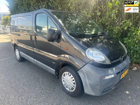 Opel Vivaro 1.9 DI L1H1 Bj'11-2002 NAP !! MARGE !!