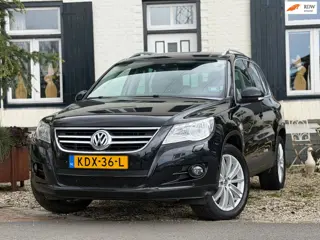 Volkswagen Tiguan 1.4 TSI Sport&Style|Stoelverwarming|Trekhaak|PDC|
