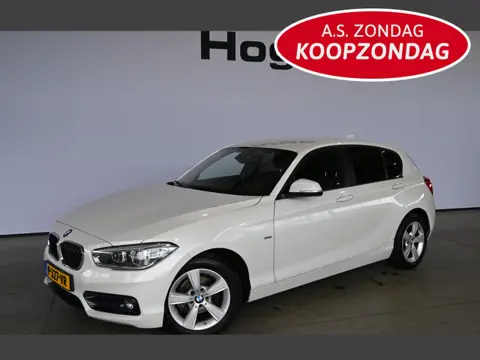 BMW 1-serie 116i Sport Cima Navigatie Cruise Control LED Stoelverwarming Rijklaarprijs Inruil Mogeli