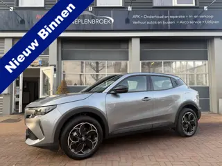 Alfa Romeo Junior Elettrica Speciale 54 kWh | ACC | Clima | LED  05-2025 10.537 KM