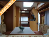 Hobby Excellent 450 UF Dwarsbed Zit Toilet