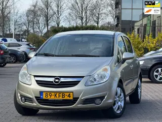Opel Corsa 1.2-16V Edition | Airco | Cruise control | 2 sleutels | Elektrische ramen en spiegels | L