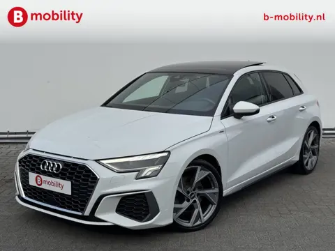 Audi A3 Sportback 35 TFSI 150Pk! Edition One S-Line Panoramadak Bang&Olufsen | Adaptive Cruise Contr