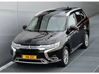 Mitsubishi Outlander PHEV 2.4 INSTYLE 4WD | PLUG IN HYBRID | FULL OPTIONS | SoH 83% | SCHUIFDAK | AD