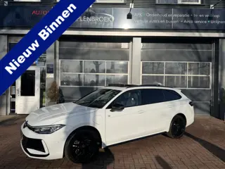 Volkswagen Passat Variant 1.5 eHybrid R-Line Edition | 272 Pk AutomaatMatrix LED | Panoramadak | Hea