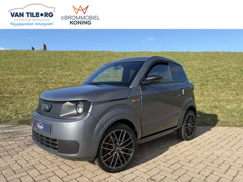 Ligier Brommobiel Myli I.DEAL 40th Edition 16'' LMV | Pioneer Audio | Verwarmde Bestuurdersstoel