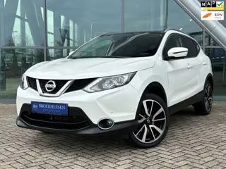 Nissan Qashqai 1.2 Tekna Panoramadak / Trekhaak / 360 Camera / Leder