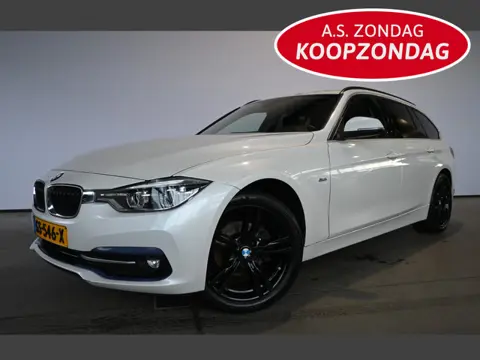 BMW 3 Serie Touring 318i Luxury Clima Navigatie LED Panoramadak 18'Inch Goed Onderhouden! Inruil Mog