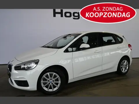 BMW 2 Serie Active Tourer 218i Airco Trekhaak LED Lichtmetaal Rijklaarprijs Inruil Mogelijk!